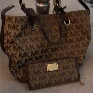 Michael Kors bag and wallet